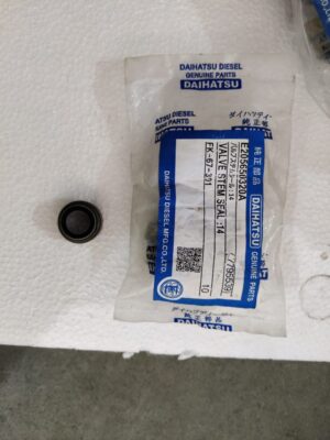 DAIHATSU DK-20 VALVE STEM SEAL