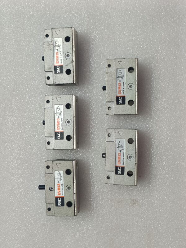 SMC EVM13 MECHANICAL OPERATED VALVE